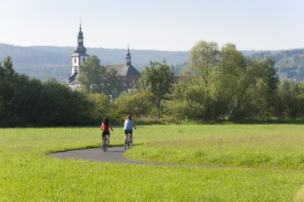 Kishotel Am Kurpark Bad Soden-Salmünster Екстериор снимка